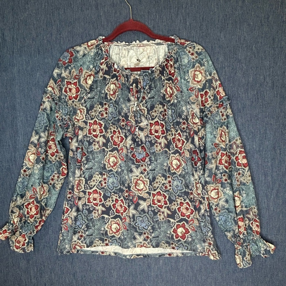 Cupio Blue Floral Tie-Neck Long-Sleeve Blouse with Red Accents